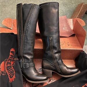 Freebird -Carson tall boots Black - size 8, near new, only worn twice briefly